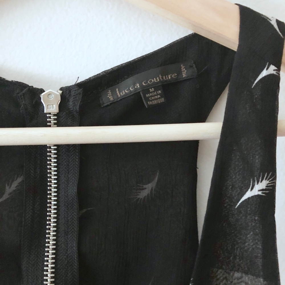 Feather Print Floaty Racer Back Blouse - Picture 7 of 7